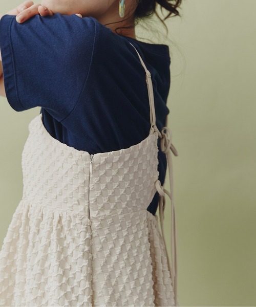 FREE'S MART(フリーズマート)の「フクレぽこぽこジャガードフレアキャミワンピース(ワンピース・レディース・ホワイト/ブラック・MEDIUM/SMALL)」の8枚目の写真