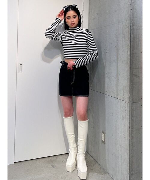 GYDA(ジェイダ)の「【WEB限定】GYDAxDC HIGHNECK ロンT(Tシャツ/カットソー・レディース・ブラック/その他1・FREE)」の8枚目の写真
