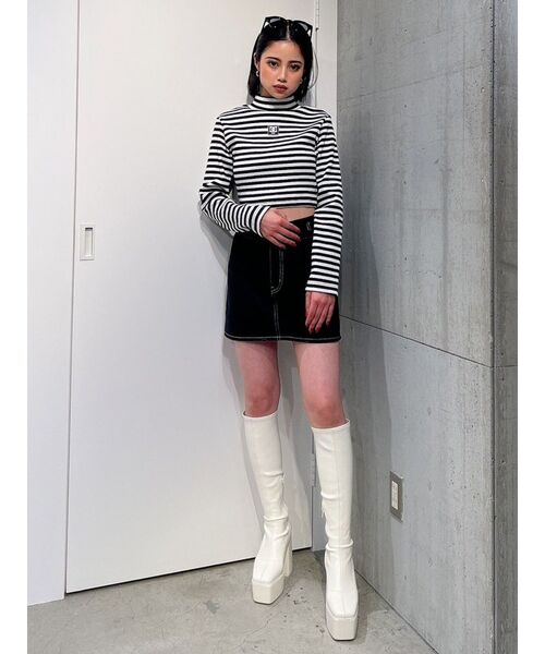GYDA(ジェイダ)の「【WEB限定】GYDAxDC HIGHNECK ロンT(Tシャツ/カットソー・レディース・ブラック/その他1・FREE)」の11枚目の写真