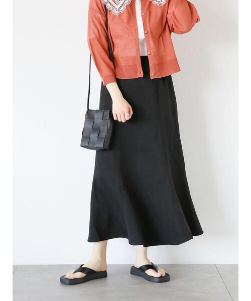 ehka sopo(エヘカソポ)の「マーメイドスカート(セットアップ可)(スカート・レディース・ライトベージュ/ブラック/ベージュ・F)」の8枚目の写真