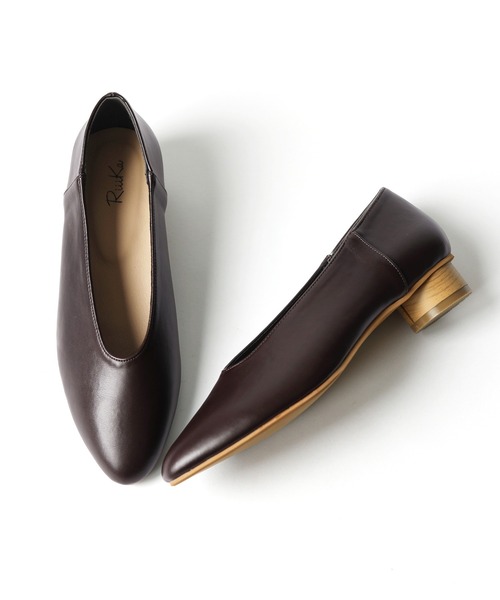 RiiiKa（リーカ）の「【RiiiKa/リーカ】ラウンドヒールＵカットパンプス（パンプス・レディース・ブラウン/アイボリー/ブラック・S/M/L/LL）」の21枚目の写真