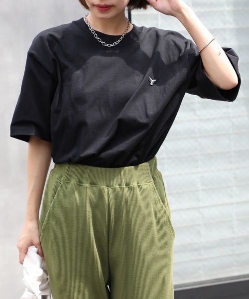 HANES(ヘインズ)の「【Hanes】BEEFY T-SHIRT 1P ワンポイントロゴ刺繍(Tシャツ/カットソー・メンズ・ブラック/ホワイト・L/M/XL)」の11枚目の写真