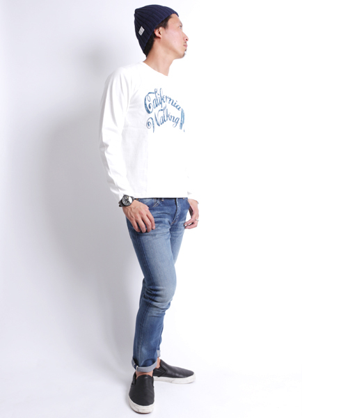 Denime（ドゥニーム）の「BASIC CUTSEW LONG-SLEEVE TEE 'CALIFORNIA WALKING' /ベーシックカットソーロンT（Tシャツ/カットソー・メンズ・ホワイト/グレー/イエロー・LARGE/MEDIUM/SMALL）」の6枚目の写真