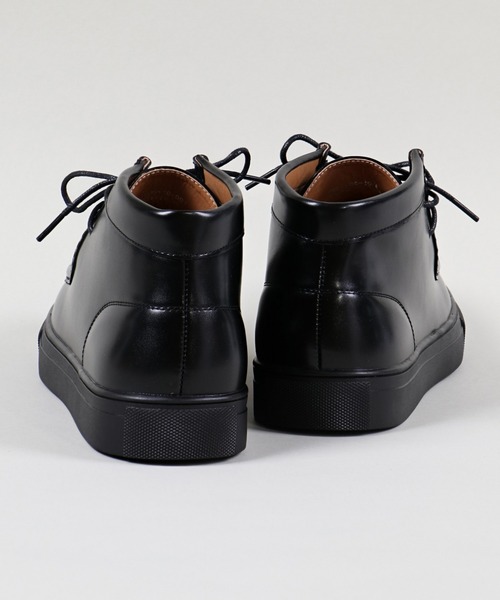 SPINNS(スピンズ)の「フェイクレザーメンズブーツ(ブーツ・メンズ・ブラック・M/L)」の4枚目の写真