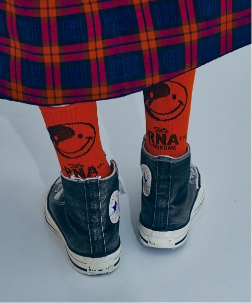 RNA（アールエヌエー）の「E4942 ＢＩＧニコリブソックス（ソックス/靴下・レディース・ブラック/ホワイト/ライム/レッド・FREE）」の20枚目の写真