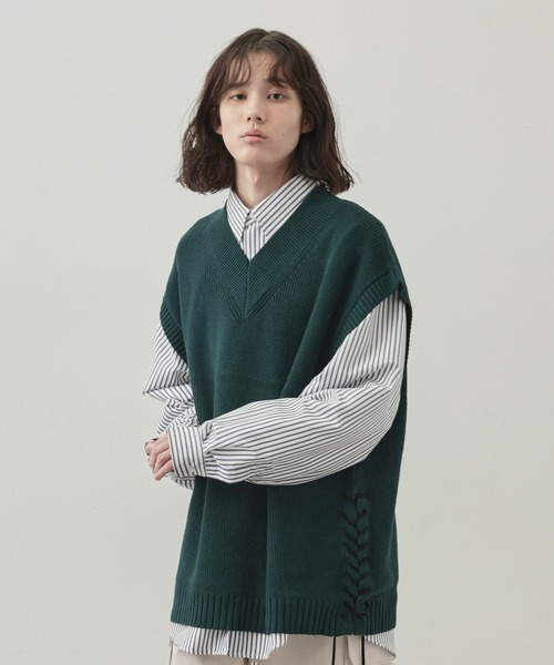 JUNRED(ジュンレッド)の「レザーコードスリットベスト(ベスト・メンズ・ライトグレー/グリーン/ブラック・L/S/M)」の9枚目の写真