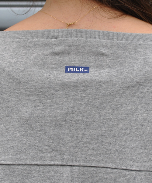 MILKFED.(ミルクフェド)の「V-NECK POCKET H/S TEE(Tシャツ/カットソー・レディース・ホワイト/ブラック/アッシュ・ONE SIZE)」の8枚目の写真