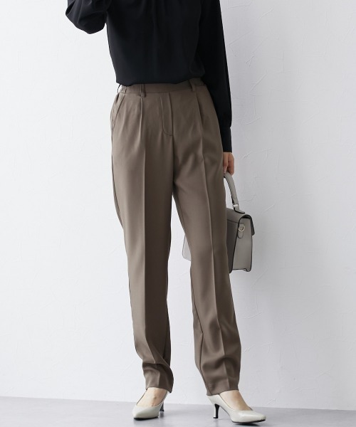 nissen（ニッセン）の「【低身長/高身長サイズ有】ストレッチきれい見えテーパードパンツ（Petitjo/slattgir.）（スラックス・レディース・ネイビー/グレイッシュブルー/ブラック/ベージュ/スモーキーグリーン系/モカ/アイボリー/グレー/ライトブルー/ブラウン・TM1/TL1/TLL1/T3L1/T4L1/T5L1/TS1/TM2/TL2/T4L2/T5L2/TS2/TLL2/T3L2/PSS2/PL1/PM1/PSS1/PS2/PS1/PL2/PM2/M/LL/L/3L）」の14枚目の写真