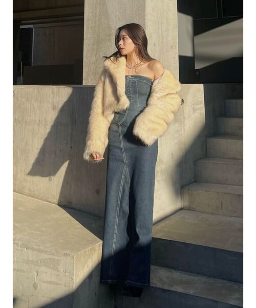 EVRIS（エヴリス）の「ショートフェイクファーコート（ブルゾン・レディース・ブルー/ベージュ・FREE）」の9枚目の写真