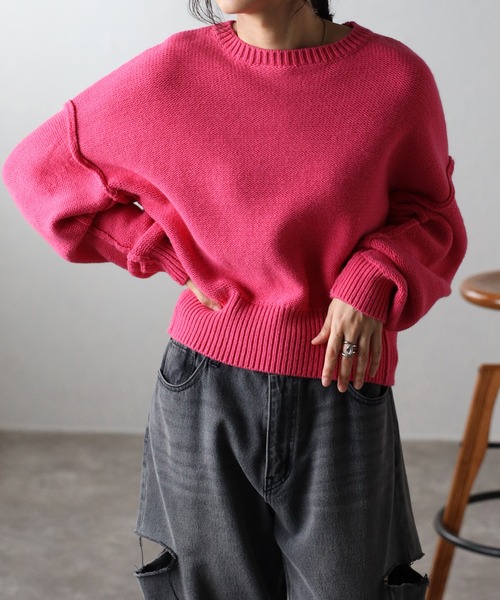 COMMRE（コムル）の「ショートフォルムアウトリンキングニットプルオーバー（ニット/セーター・レディース・サックスブルー/アイボリー/ピンク・FREE）」の3枚目の写真