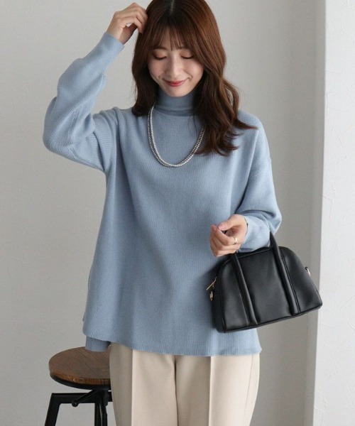 Pierrot（ピエロ）の「[吸湿発熱] ハイネックサイドスリットニット（ニット/セーター・レディース・ブラック系その他/杢グレー/アイボリー/グリーン系その他/ブラック/ホワイト×ブラック/ブルー系その他/ピンク・L/M）」の7枚目の写真