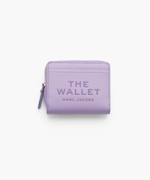 MARC JACOBS(マークジェイコブス)の「THE LEATHER MINI COMPACT WALLET/ザ レザー ミニ コンパクト ウォレット 二つ折り財布(財布・レディース・ブラウン/ローズ/ピンク/ホワイト系/レッド/レッド系その他/レモンイエロー/ブラック/ライトピンク/ライトイエロー/ライトパープル/ピンク系その他2/オレンジ/ピンク系その他3/キャメル/ライラック/ミント・ONE SIZE)」の6枚目の写真