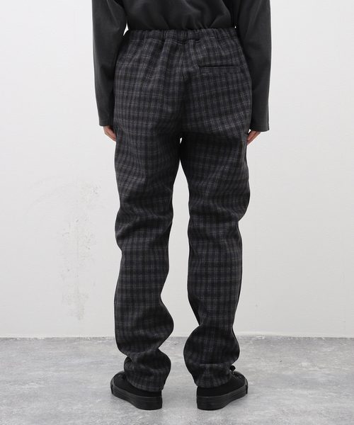B.C STOCK(ベーセーストック)の「チェックムービングパンツ(その他パンツ・メンズ・ベージュ/ネイビー/グリーン・SMALL/MEDIUM/LARGE/X-LARGE)」の7枚目の写真