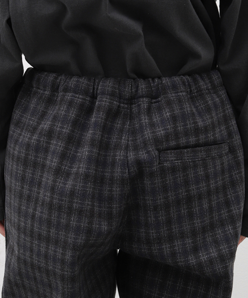 B.C STOCK(ベーセーストック)の「チェックムービングパンツ(その他パンツ・メンズ・ベージュ/ネイビー/グリーン・SMALL/MEDIUM/LARGE/X-LARGE)」の9枚目の写真