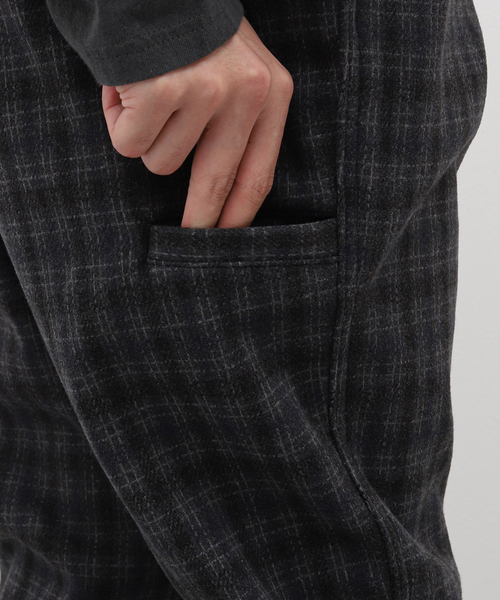 B.C STOCK(ベーセーストック)の「チェックムービングパンツ(その他パンツ・メンズ・ベージュ/ネイビー/グリーン・SMALL/MEDIUM/LARGE/X-LARGE)」の11枚目の写真