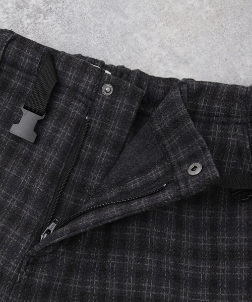 B.C STOCK(ベーセーストック)の「チェックムービングパンツ(その他パンツ・メンズ・ベージュ/ネイビー/グリーン・SMALL/MEDIUM/LARGE/X-LARGE)」の15枚目の写真
