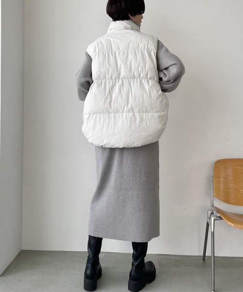 LOWRYS FARM（ローリーズファーム）の「ソデボリュームニットワンピース　968630（ワンピース・レディース・パープル/グレー/ブラック・FREE）」の5枚目の写真