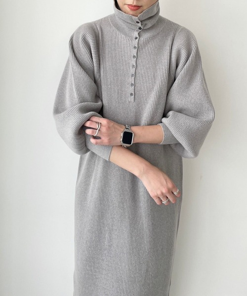 LOWRYS FARM（ローリーズファーム）の「ソデボリュームニットワンピース　968630（ワンピース・レディース・パープル/グレー/ブラック・FREE）」の13枚目の写真