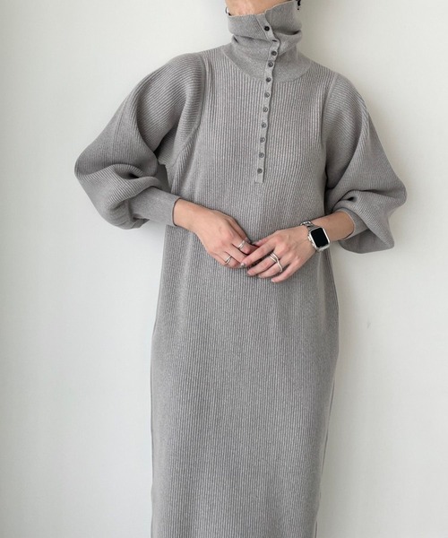 LOWRYS FARM（ローリーズファーム）の「ソデボリュームニットワンピース　968630（ワンピース・レディース・パープル/グレー/ブラック・FREE）」の14枚目の写真