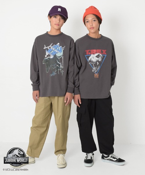 GLAZOS（グラソス）の「【大人向けサイズあり】【ジュラシック・ワールド】ヴィンテージ加工天竺アソートTシャツ（その他トップス・キッズ・チャコールグレー/グレー/ブラック・140cm/150cm/160cm/170cm）」の8枚目の写真