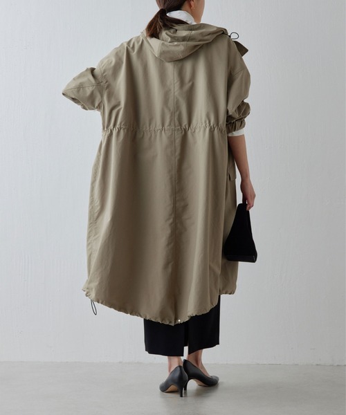 GALLARDAGALANTE(ガリャルダガランテ)の「【2WAY / 撥水】ユーティリティタフタコート(モッズコート・レディース・ホワイト/グレイッシュベージュ・FREE)」の21枚目の写真