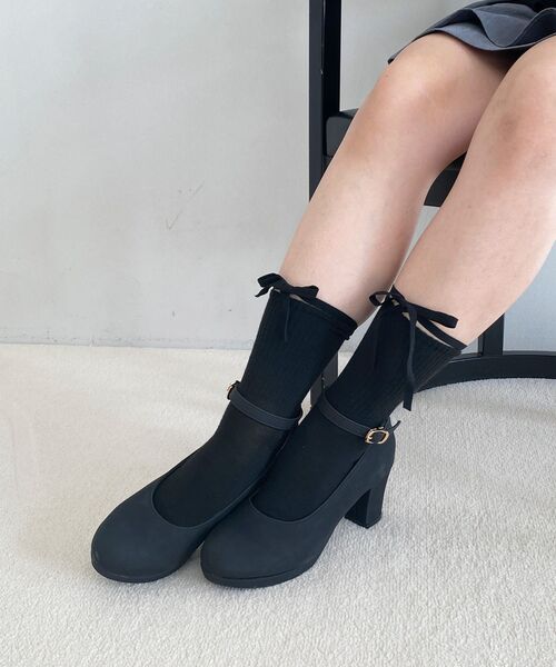 MAJESTIC LEGON（マジェスティックレゴン）の「【WEB限定XLサイズあり】ふかふかクッションパンプス（パンプス・レディース・アイボリー/グレイッシュベージュ/ブラック・SMALL/MEDIUM/LARGE/X-LARGE）」の2枚目の写真