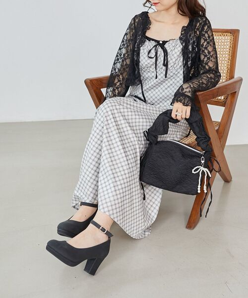 MAJESTIC LEGON（マジェスティックレゴン）の「【WEB限定XLサイズあり】ふかふかクッションパンプス（パンプス・レディース・アイボリー/グレイッシュベージュ/ブラック・SMALL/MEDIUM/LARGE/X-LARGE）」の8枚目の写真