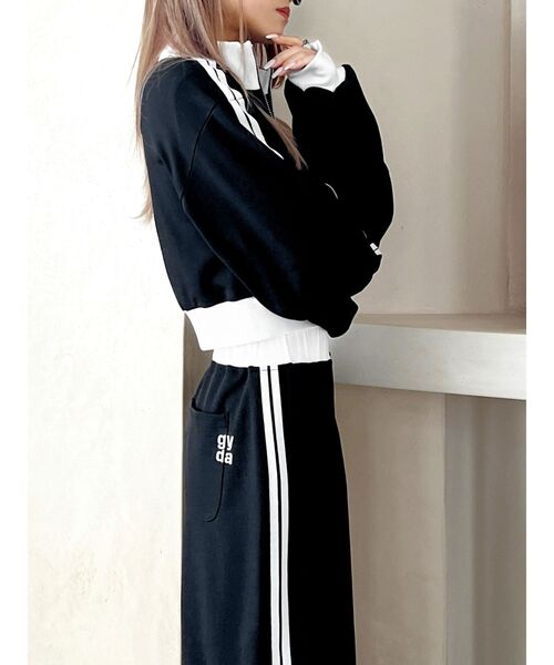 【⭐︎】★美品★レディース★サイズ0★ショート丈★ブラック★ダウン★ GYDA（ジェイダ）の「【WEB限定】【TINY 低身長さん向け】Square