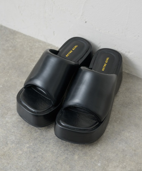 RETRO GIRL(レトロガール)の「厚底パテッドサンダル(サンダル・レディース・ブラック/オフホワイト/キャメル・MEDIUM/LARGE)」の15枚目の写真