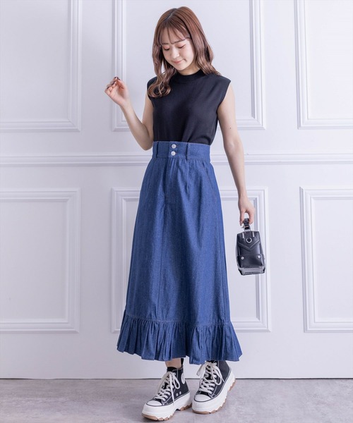 clear（クリア）の「ミラノリブノースリニットトップス≪2024SS新作≫（ニット/セーター・レディース・オフホワイト/ブルー/グレイッシュベージュ/ブラック/レッド/ピンク・F）」の16枚目の写真