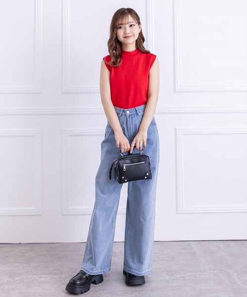 clear（クリア）の「ミラノリブノースリニットトップス≪2024SS新作≫（ニット/セーター・レディース・オフホワイト/ブルー/グレイッシュベージュ/ブラック/レッド/ピンク・F）」の18枚目の写真