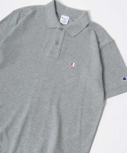 Champion(チャンピオン)の「Champion/チャンピオン ワンポイントロゴ刺繍 ミニワッペン 鹿の子 ポロシャツ レディース メンズ(ポロシャツ・メンズ・ネイビー/ホワイト/ブラック/グレー・M/L/XL)」の2枚目の写真