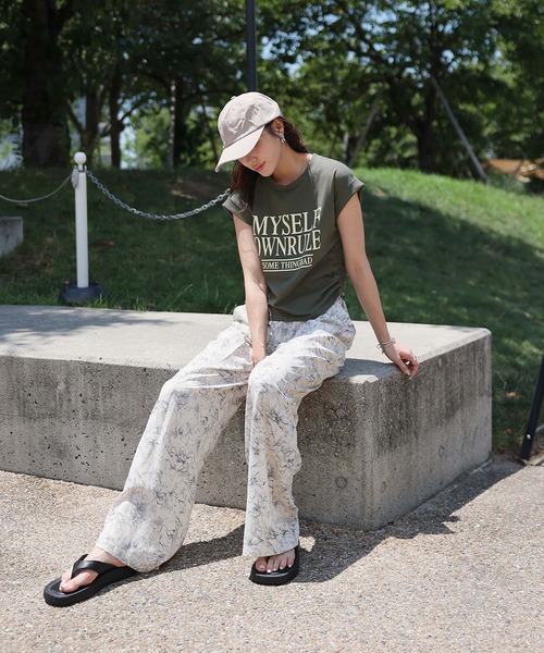 Bifrost(ビフレスト)の「ロゴプリントドロストTシャツ(Tシャツ/カットソー・レディース・ホワイト/ダークグレー/ベージュ・L/M)」の20枚目の写真