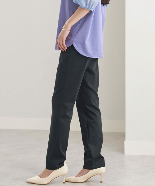 BELLUNA PLUS（ベルーナ）の「ヒンヤリ×サラリ綿サテンカラーパンツ股下６４ｃｍ（その他パンツ・レディース・イエロー系/エメラルド/パープル系/ライトグレー系/カーキ系/イエロー/ブラック/アイボリー/オフホワイト/ピンク/ミント・MEDIUM/SMALL/X-LARGE/LARGE）」の19枚目の写真