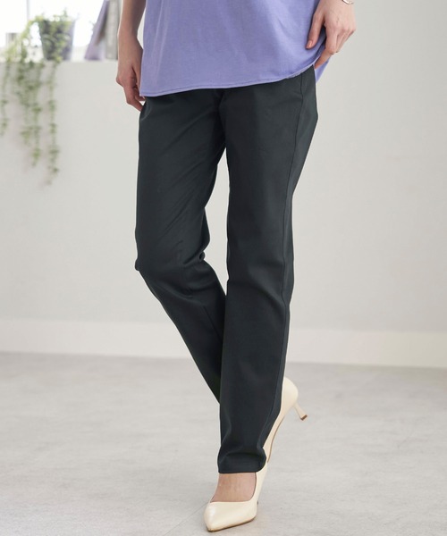 BELLUNA PLUS（ベルーナ）の「ヒンヤリ×サラリ綿サテンカラーパンツ股下６４ｃｍ（その他パンツ・レディース・イエロー系/エメラルド/パープル系/ライトグレー系/カーキ系/イエロー/ブラック/アイボリー/オフホワイト/ピンク/ミント・MEDIUM/SMALL/X-LARGE/LARGE）」の20枚目の写真