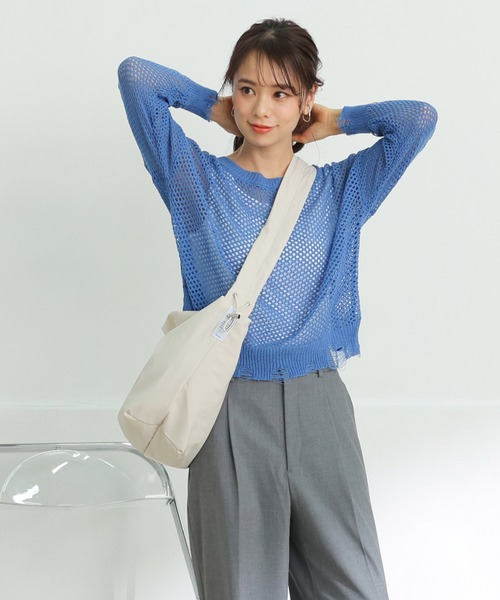 ALTROSE(アルトローズ)の「ギャザーハンドル ナイロン フェイクレザー 2WAY ショルダー トート レフト(ショルダーバッグ・レディース・ホワイト系その他/シルバー/ブラック系その他・FREE)」の21枚目の写真
