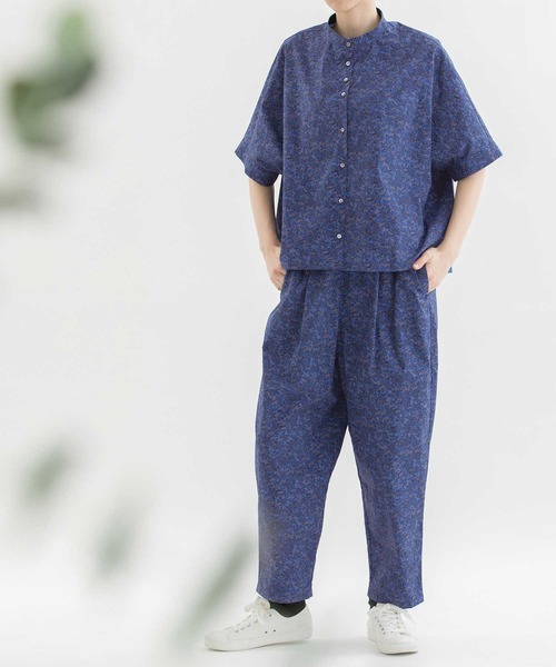 nop de nod（ノップドゥノッド）の「Cielダークフラワープリント5分袖シャツ（シャツ/ブラウス・レディース・ダークグレー/ダークブルー・3）」の14枚目の写真