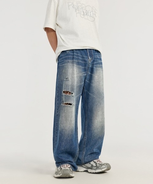 Ressaca(レサーカ)の「クラッシュダメージ加工ワイドストレートデニムパンツ ヴィンテージライク(デニムパンツ・メンズ・ブルー・M/L/XL)」の3枚目の写真