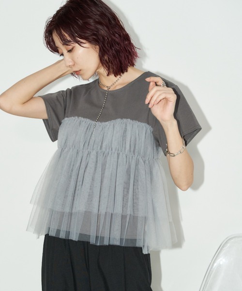 Auntie Rosa Holiday(アンティローザホリデー)の「チュールギャザードッキングTEE(Tシャツ/カットソー・レディース・ブラック/オフホワイト/チャコールグレー・FREE)」の3枚目の写真