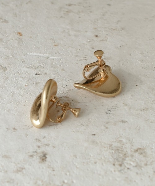 GOLDY（ゴールディ）の「プランプ ハート イヤリング（イヤリング・レディース・シルバー/ゴールド/シルバー系その他/ゴールド系その他・FREE）」の10枚目の写真