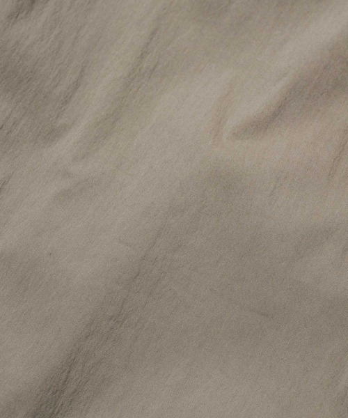 YOEL(ヨエル)の「YOEL - nylon cargo pants / ナイロンカーゴパンツ(カーゴパンツ・メンズ・グレイッシュベージュ/ブラック・MEDIUM/LARGE)」の22枚目の写真