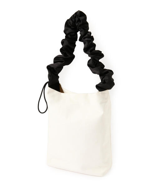 JILL STUART（ジルスチュアート）の「◆ビーフリートートラージバッグ（トートバッグ・レディース・ホワイト/ブラック・ﾌﾘ-）」の8枚目の写真