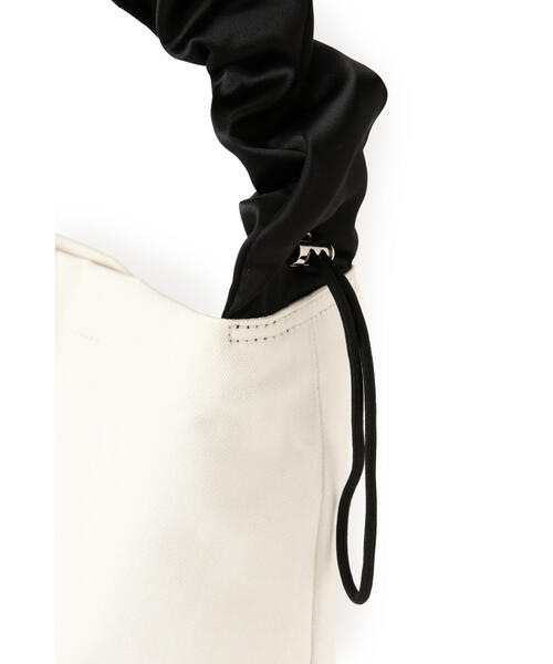 JILL STUART（ジルスチュアート）の「◆ビーフリートートラージバッグ（トートバッグ・レディース・ホワイト/ブラック・ﾌﾘ-）」の11枚目の写真