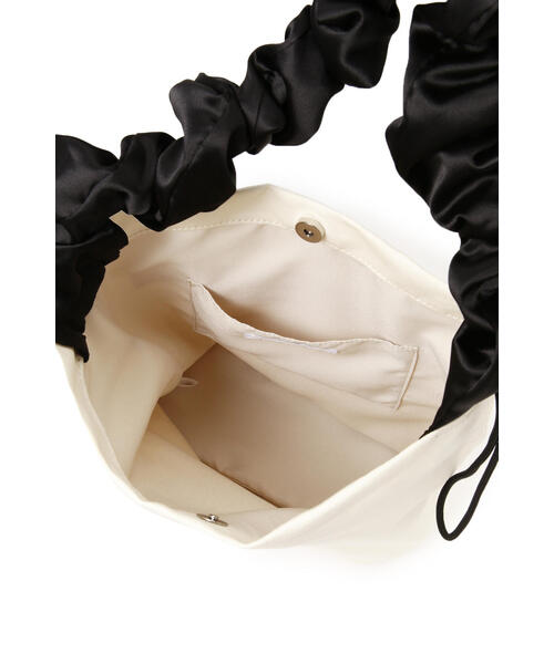 JILL STUART（ジルスチュアート）の「◆ビーフリートートラージバッグ（トートバッグ・レディース・ホワイト/ブラック・ﾌﾘ-）」の13枚目の写真