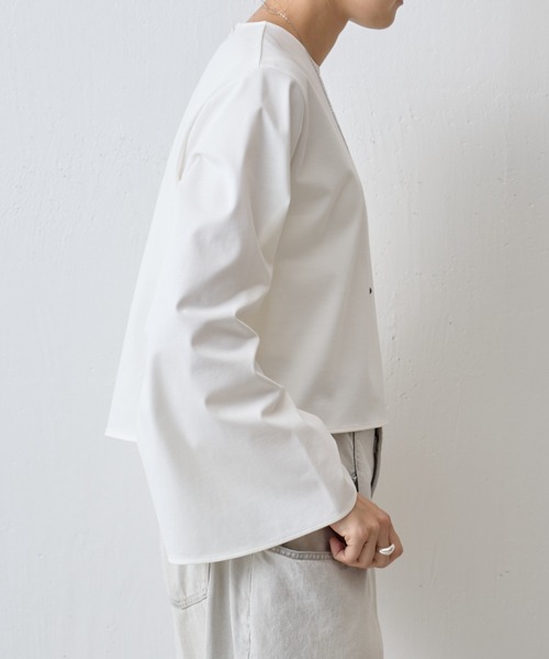 LIVETART(リヴェタート)の「《LIVETART》フレアスリーブトップス(Tシャツ/カットソー・レディース・ホワイト×ブラック/ホワイト・FREE)」の6枚目の写真