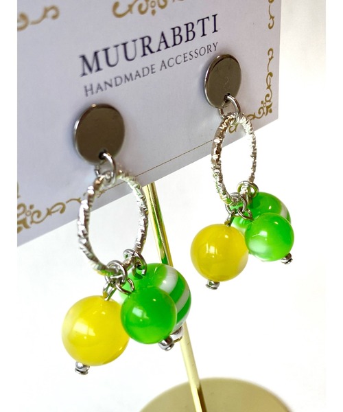 tone(トーン)の「【MUURABBTI】フレッシュカラーピアス(MA)(ピアス(両耳用)・レディース・グリーン/ピンク・FREE)」の4枚目の写真