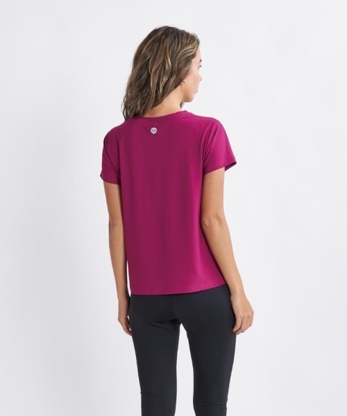 ROXY（ロキシー）の「BY YOUR SIDE/ロキシー半袖Tシャツ（Tシャツ/カットソー・レディース・ブラック/ピンク・SMALL/MEDIUM/LARGE）」の4枚目の写真