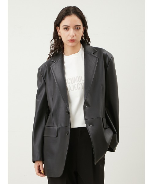 Mila Owen（ミラオーウェン）の「フェイクレザーオーバーサイズ