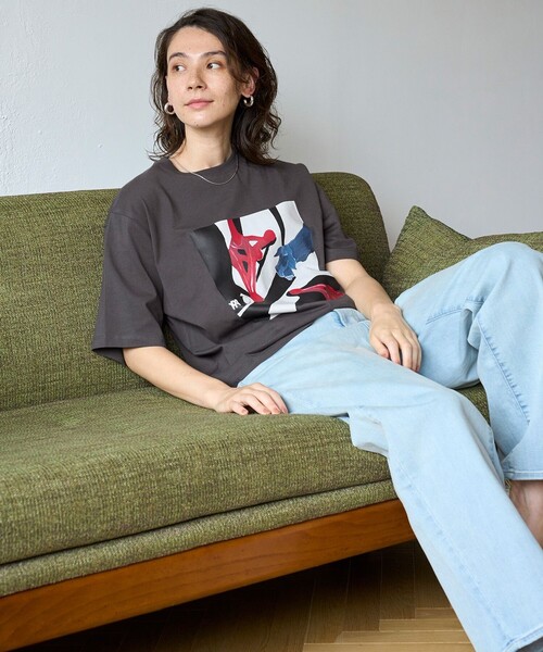 UNFILO(アンフィーロ)の「【Lee Izumida×UNFILO】プリント Tシャツ(Tシャツ/カットソー・レディース・グレー系2/ホワイト系2/ホワイト系1/グレー系1/ホワイト系3/グレー系3・M2/MEDIUM)」の8枚目の写真