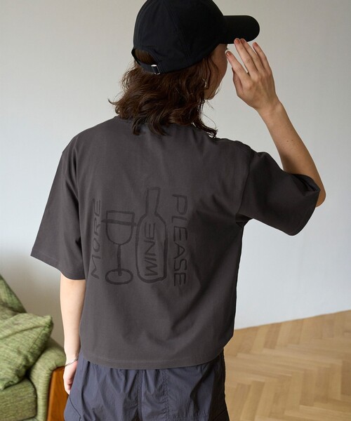UNFILO(アンフィーロ)の「【Lee Izumida×UNFILO】プリント Tシャツ(Tシャツ/カットソー・レディース・グレー系2/ホワイト系2/ホワイト系1/グレー系1/ホワイト系3/グレー系3・M2/MEDIUM)」の13枚目の写真